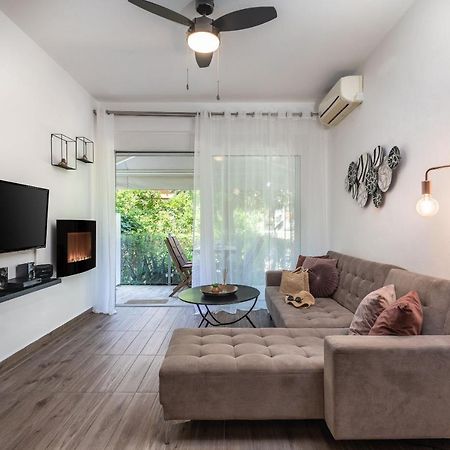 Mystique 2 Bd Aparment By Blupine Appartement Athene Buitenkant foto