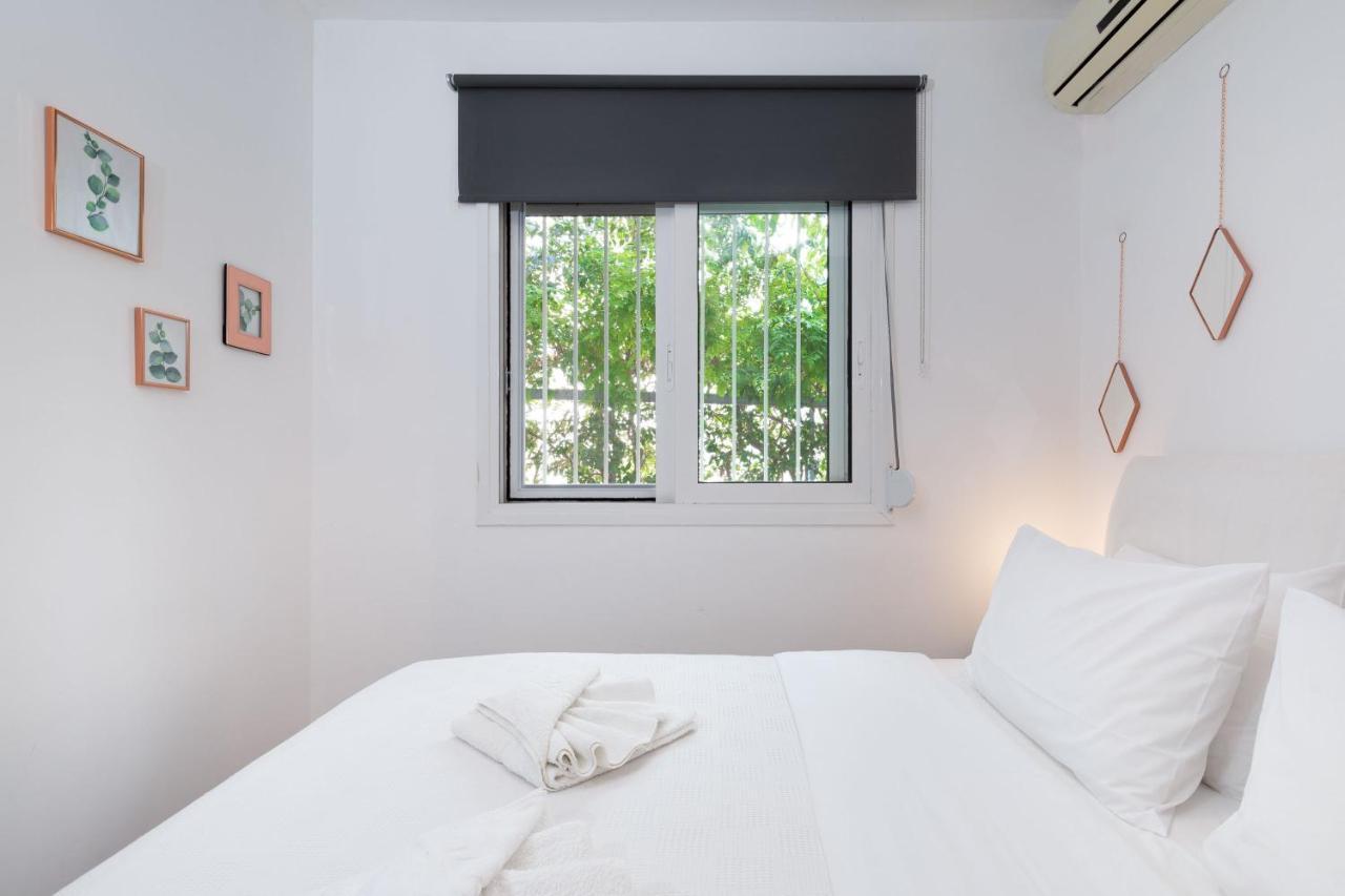 Mystique 2 Bd Aparment By Blupine Appartement Athene Buitenkant foto